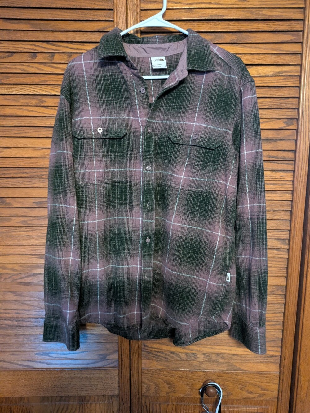 The North Face Men's Purple And Black Plaid Flannel Button-up Shirt Size Medium